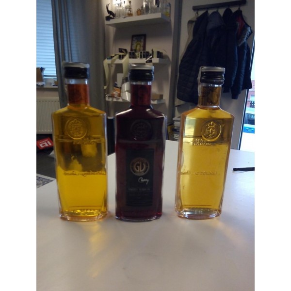 Buteleczki promocyjne 200 ML z zakretką