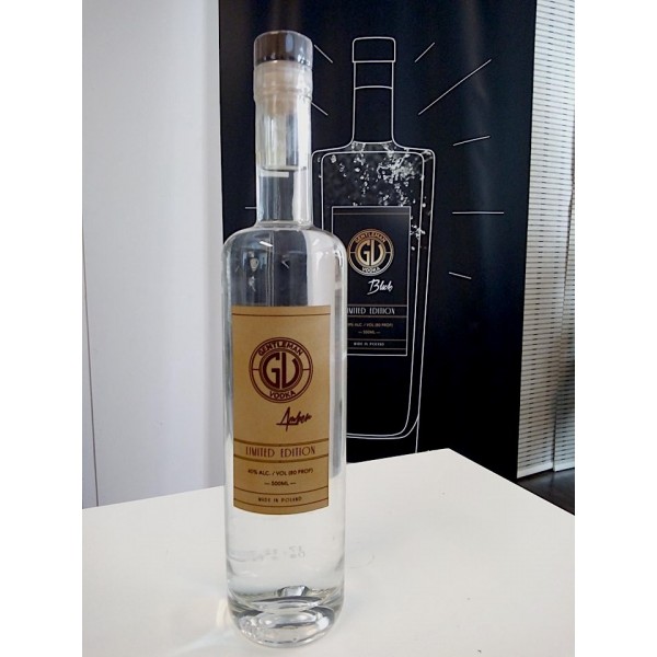 Etykiety skórzane laserowane na alkohol