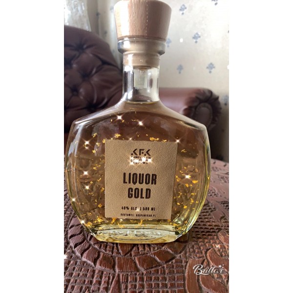 ZESTAW PREZENTOWY-KARAFKA -DREWNIANA SKRZYNKA, PROJEKT ETYKIETY, GRAWEROWANIE