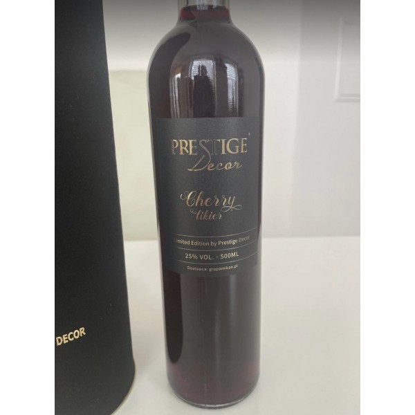 Tuba z korka z grawerowaniem