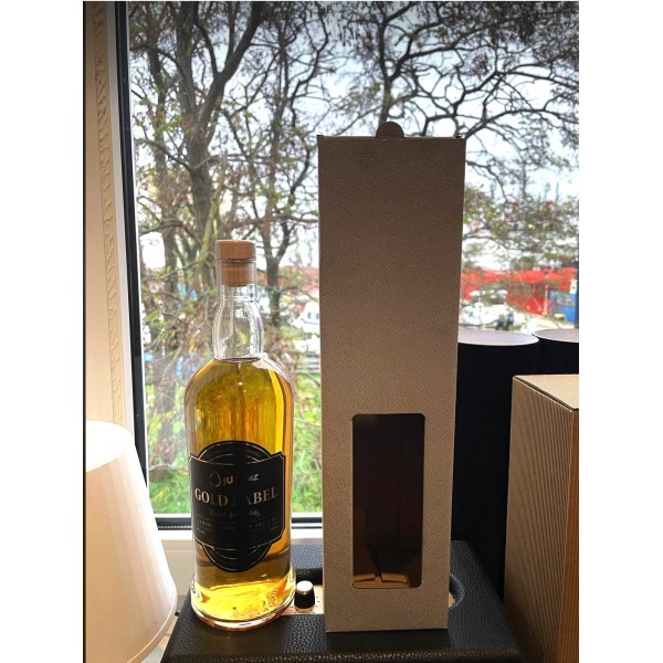 WHISKY SZKOCKA z logo.