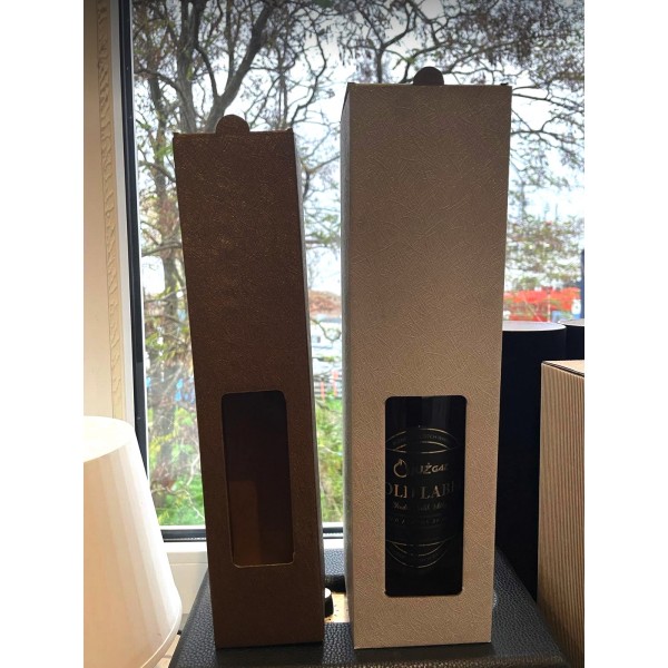 WHISKY SZKOCKA z logo.