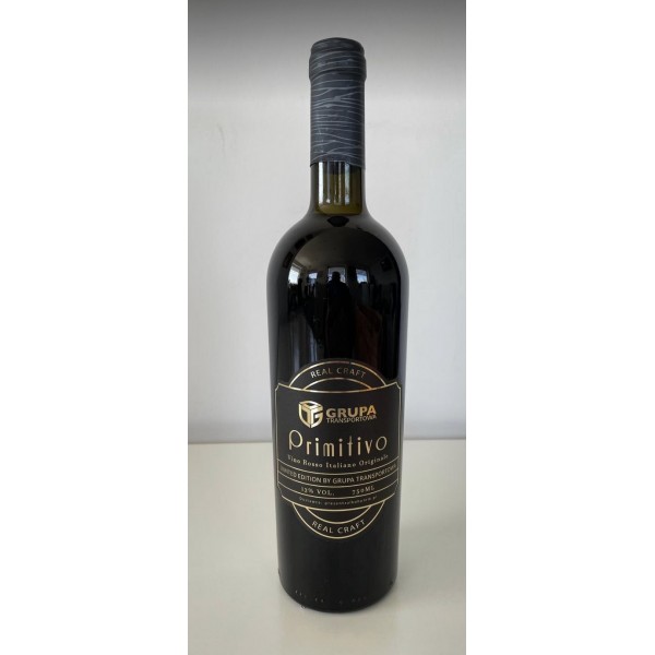 Wino w drewnianej skrzynce z logo