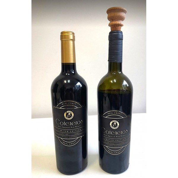 WINO W KARTONIE Z ZATYCZKĄ Z LOGO