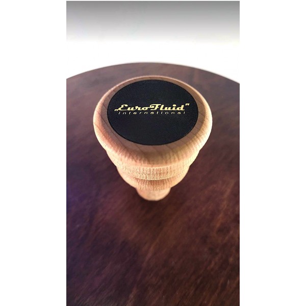 WINO W KARTONIE Z ZATYCZKĄ Z LOGO