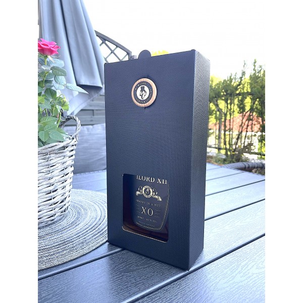 BRANDY in a nut MILORD XII -500 ml ze kieliszkiem z logo