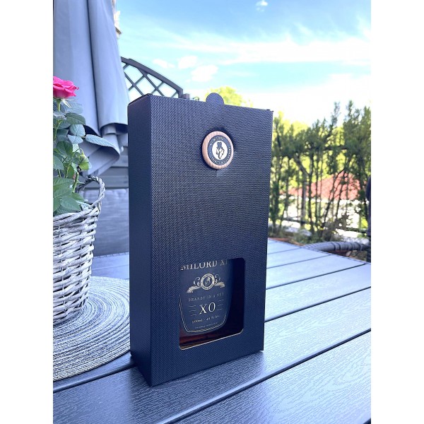 BRANDY in a nut MILORD XII -500 ml ze kieliszkiem z logo